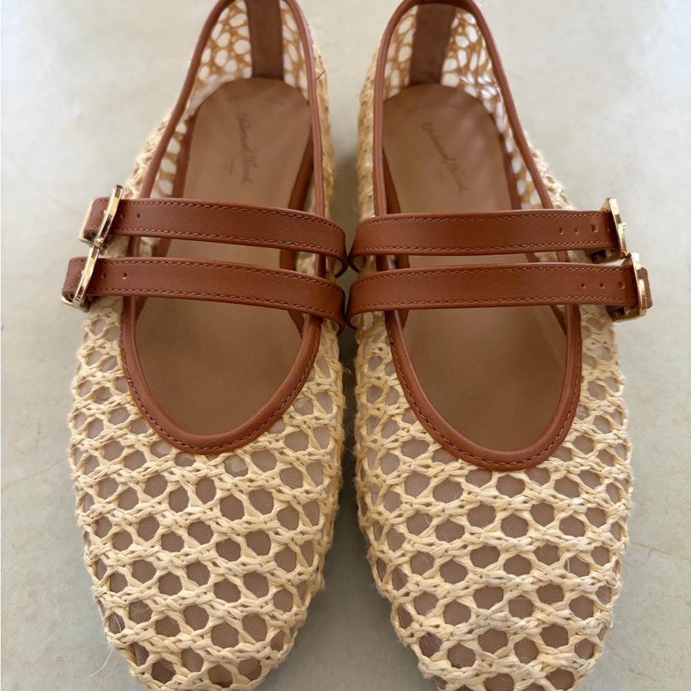 Universal Thread Cream Woven Raffia Flats with Brown Straps